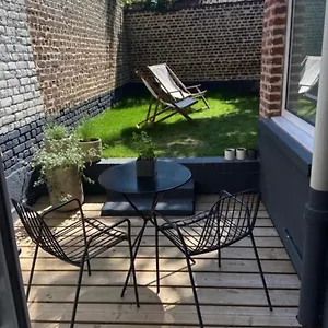  Appartement A Avec Jardin